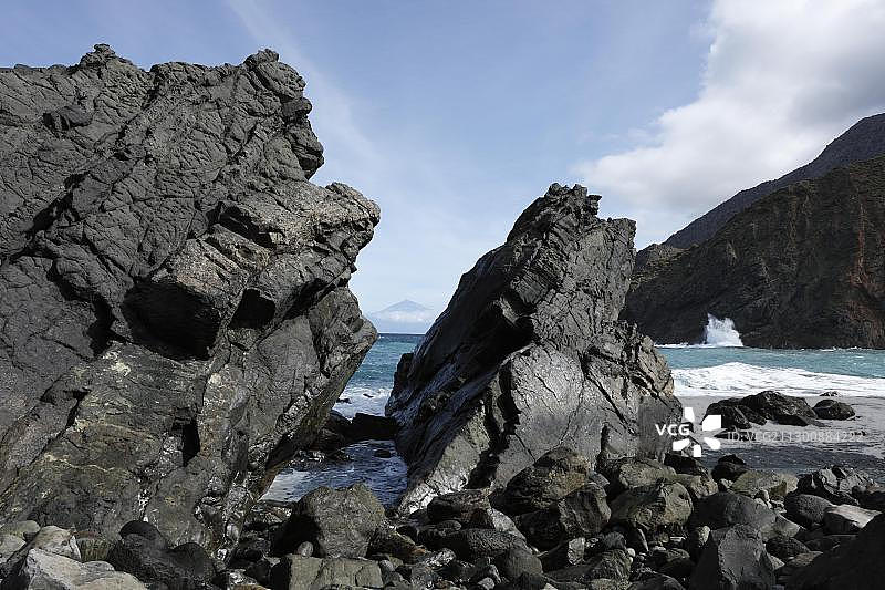 瓦列埃尔莫索海滩岩石，西班牙戈梅拉岛，加那利群岛，欧洲图片素材