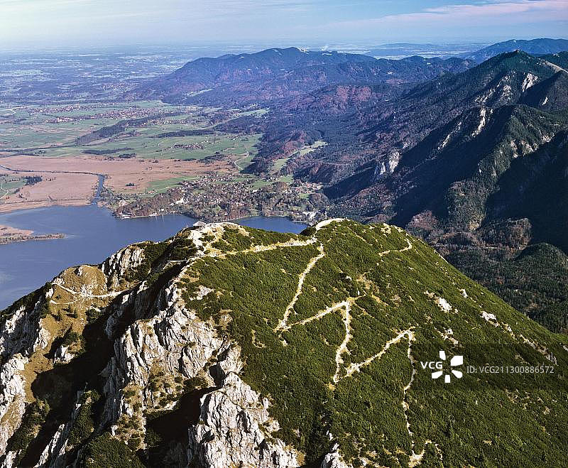 科赫尔山及科赫尔湖全景，上巴伐利亚，德国图片素材