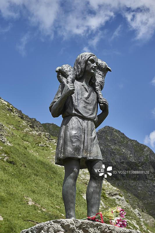 意大利卡尼克阿尔卑斯山脉厄夫纳约赫的好牧人雕像图片素材
