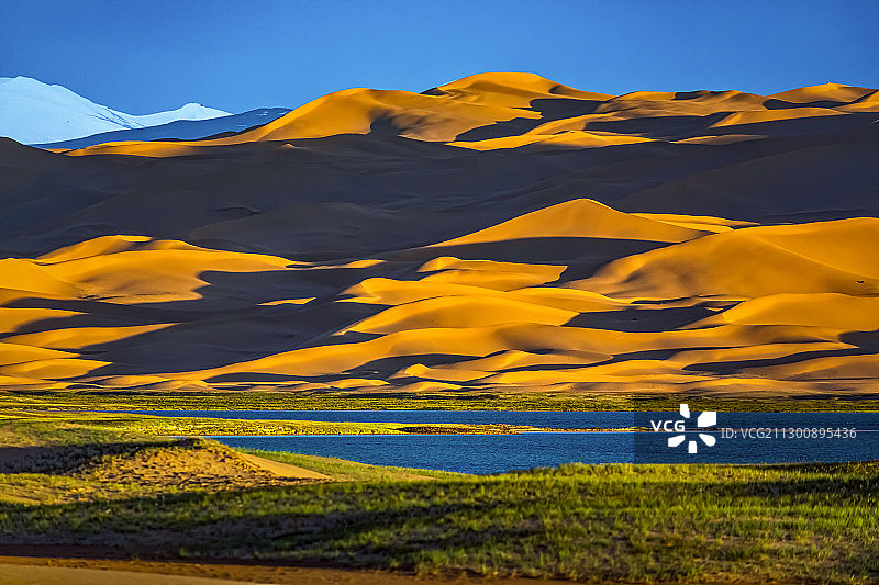 高原沙湖图片素材