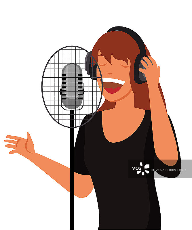 戴着耳机的年轻女人在唱歌图片素材