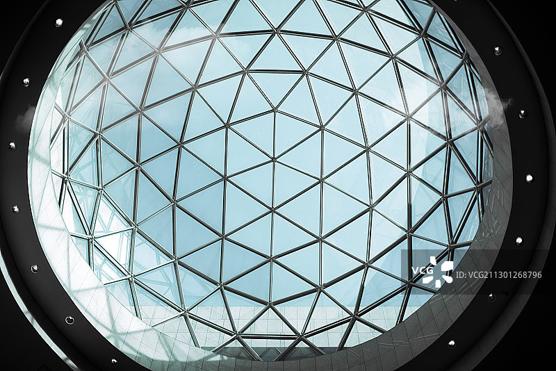 天圆地方玻璃屋顶图片素材