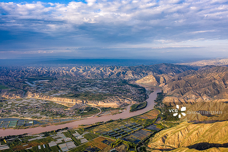 黄河拐弯图片素材