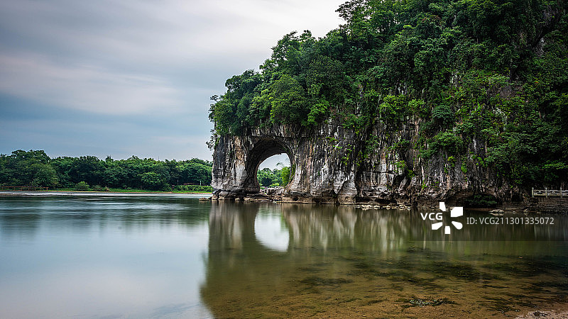 象鼻山图片素材