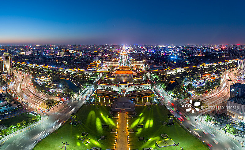 陕西西安南门城墙夜景全景风光图片素材