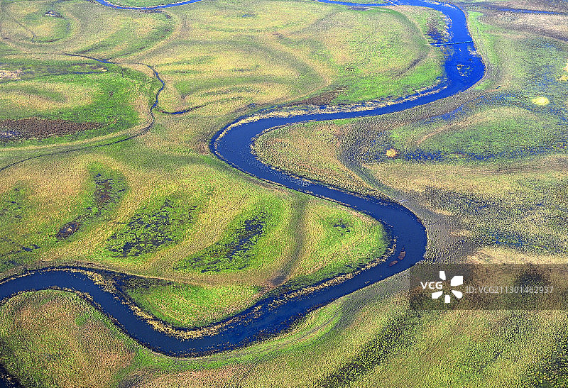 富饶的北大荒黑土地上的湿地图片素材