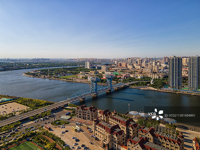 天津滨海新区城市景观-海门大桥图片素材