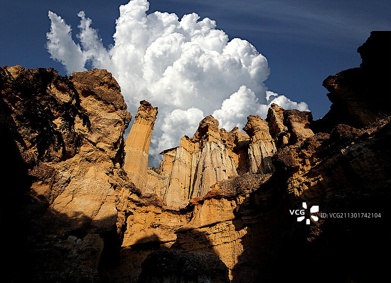云南土林骆驼峰图片素材