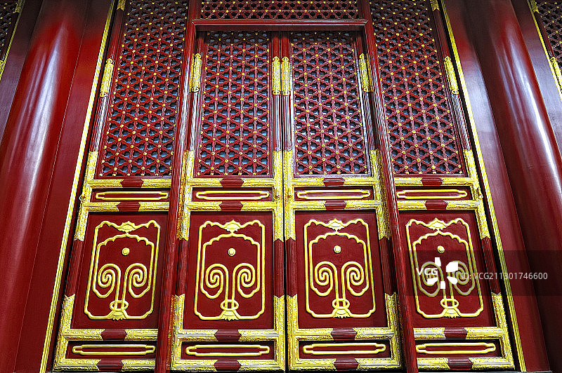 颐和园里的仁寿殿正门图片素材