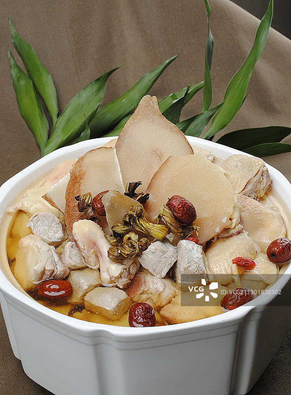 石斛炖鸡图片素材