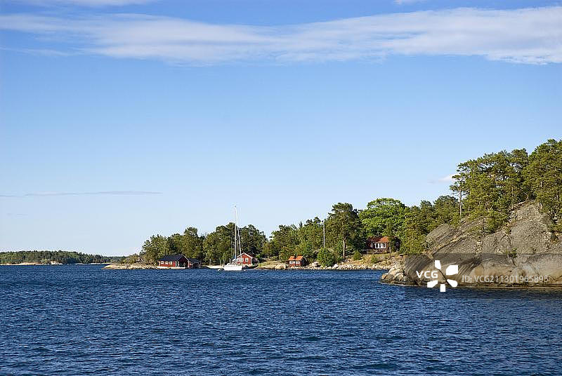 斯德哥尔摩群岛瓦克斯霍尔姆附近的礁岩，瑞典，欧洲图片素材