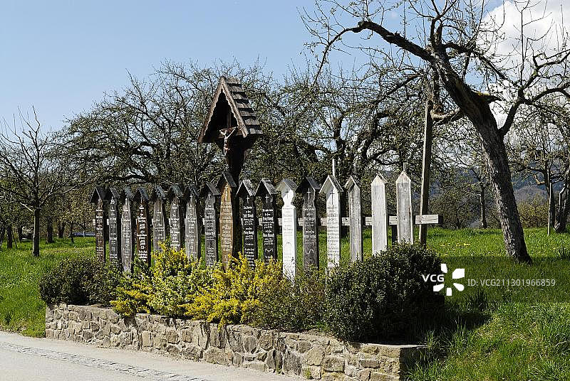 德国下巴伐利亚州拉林格尔温克尔地区的死亡告示牌图片素材