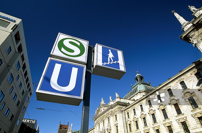 德国慕尼黑地铁和城市列车标志图片素材