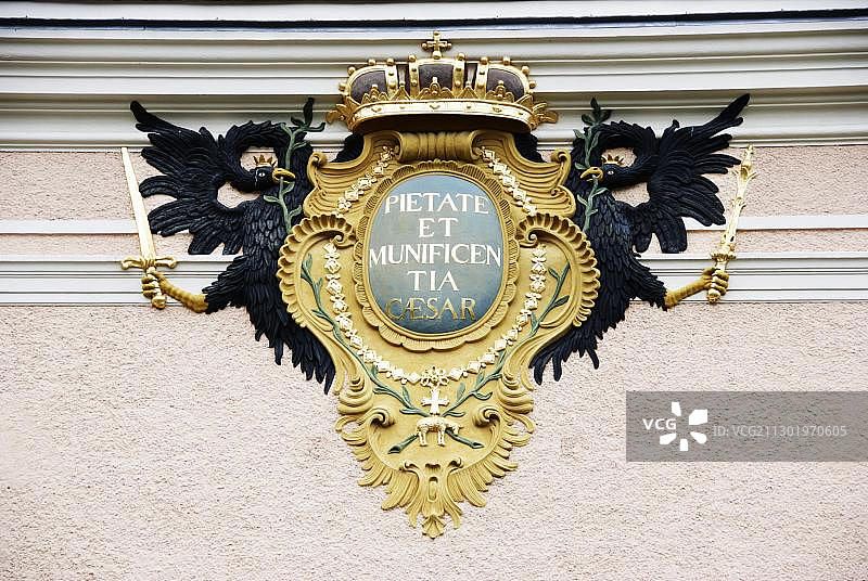 巴德伊施尔教堂外墙上的雄鹰装饰图片素材