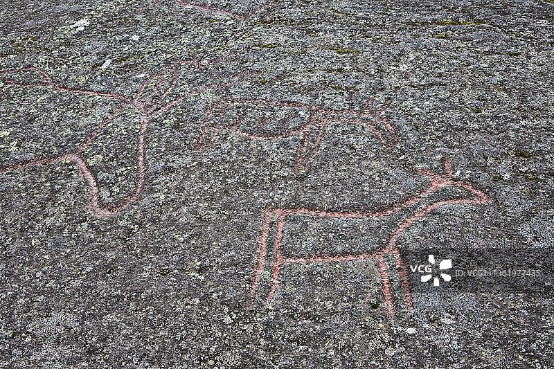 挪威Lang Fjord的Boggestranda岩石雕刻图片素材