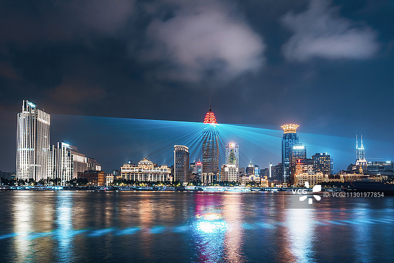 滨江大道夜景灯光秀图片素材