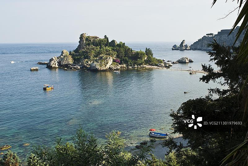意大利西西里岛陶尔米纳海湾别墅岛屿图片素材