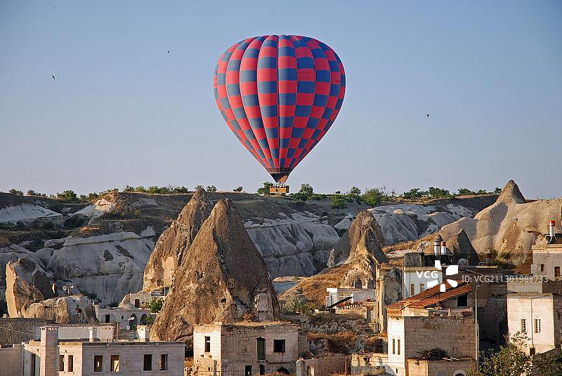 土耳其卡帕多奇亚的热气球图片素材
