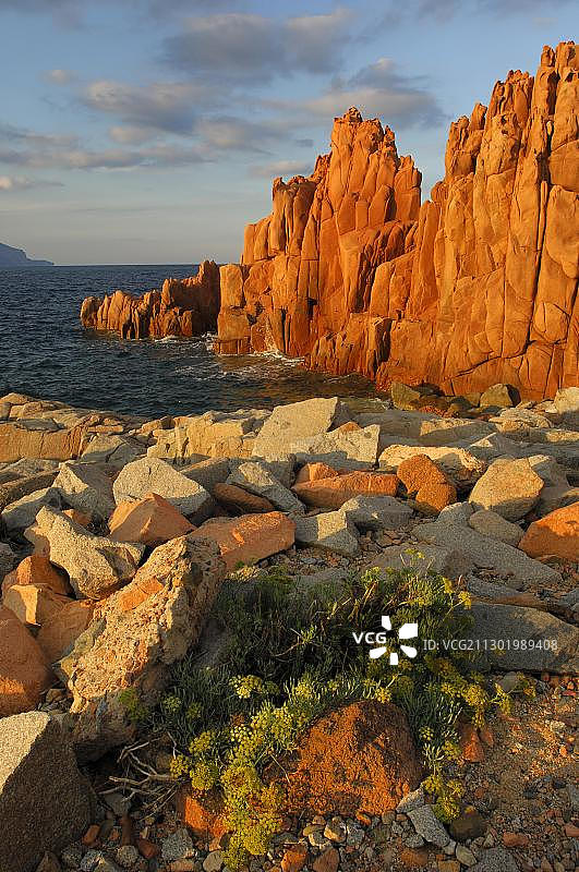 意大利撒丁岛Arbatax岩层图片素材
