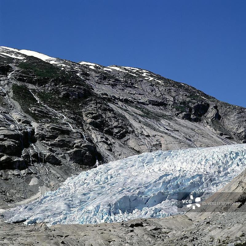 尼加兹布林冰川，松恩峡湾，挪威，欧洲图片素材