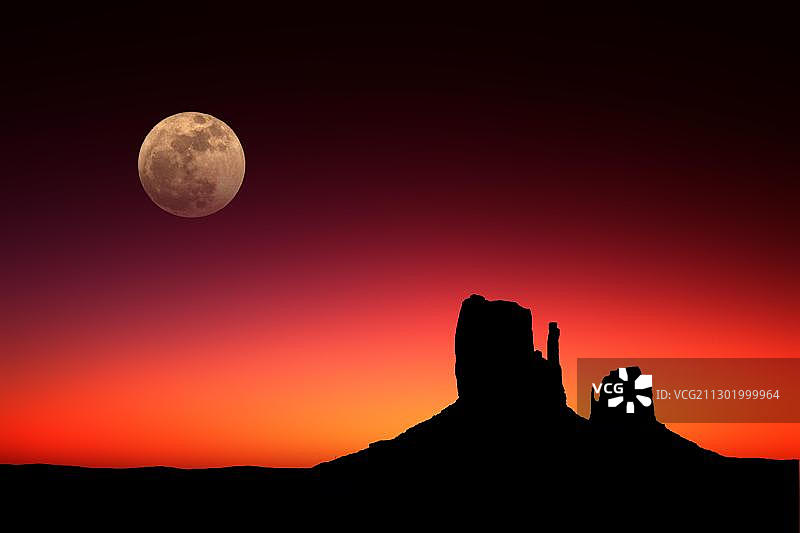 亚利桑那州纪念碑谷的月亮，美国，北美图片素材
