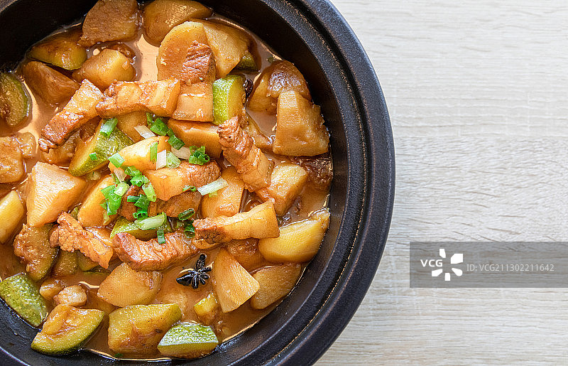 食物拍摄土豆红烧肉图片素材