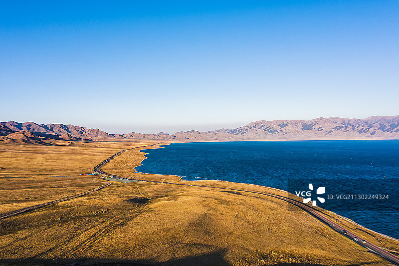 中国新疆博乐市赛里木湖旅游风景区湖泊图片素材