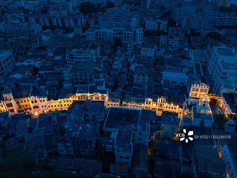 中山市孙文西路，老街夜色图片素材