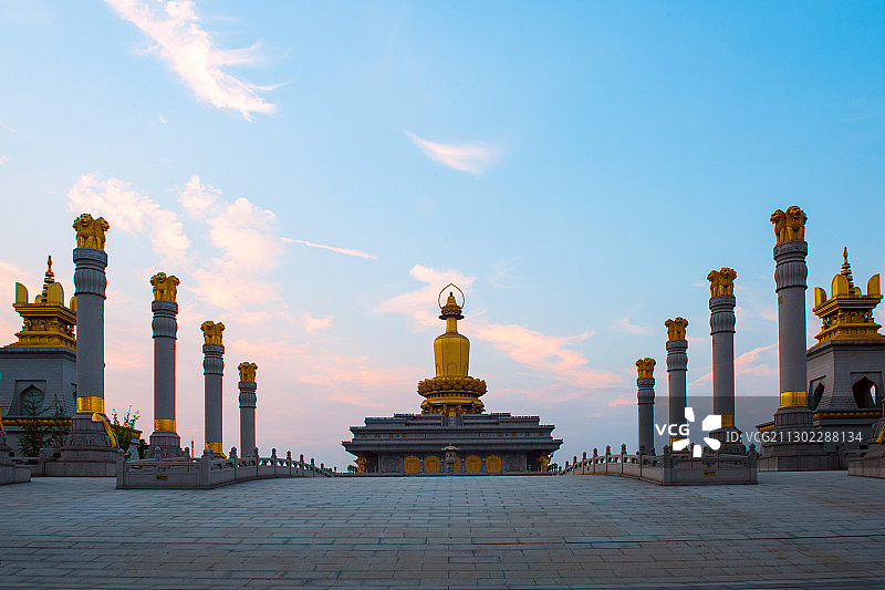 山东省兖州兴隆寺佛塔图片素材