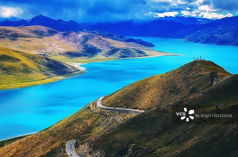 羊卓雍错图片素材