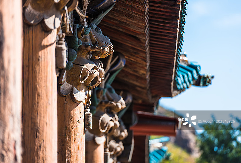 大同云岗石窟千年木楼图片素材