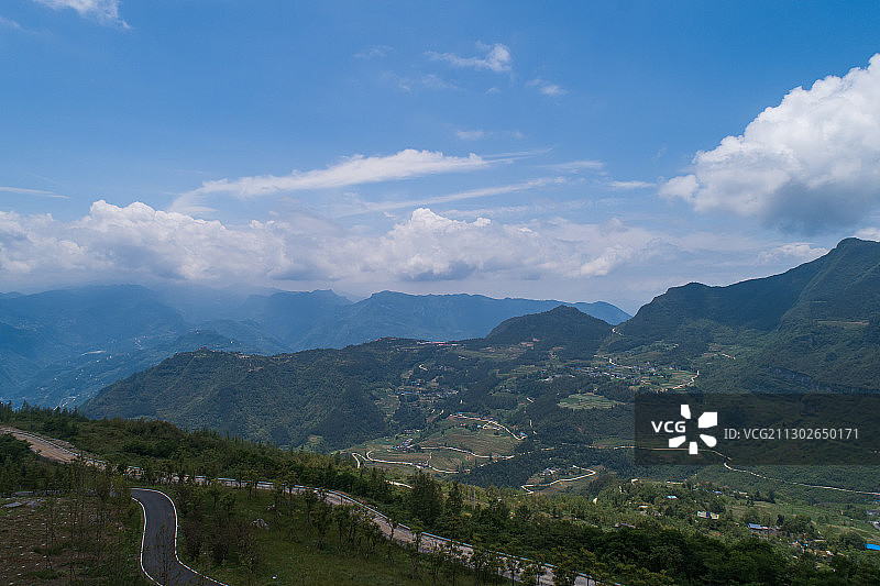 重庆市武隆区仙女山层雾景观图片素材