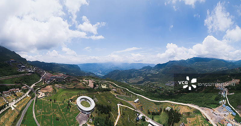重庆市武隆区仙女山层雾景观图片素材