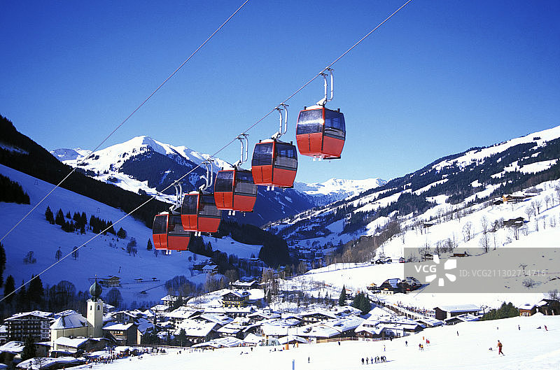 奥地利萨尔茨堡州萨尔巴赫-辛特莱姆和科尔迈巴恩缆车景观图片素材