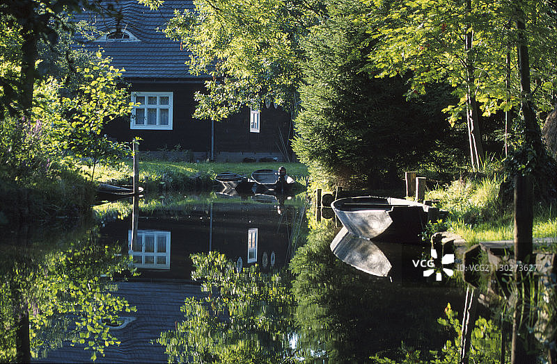 位于德国勃兰登堡州上施普雷瓦尔德莱德的农舍图片素材