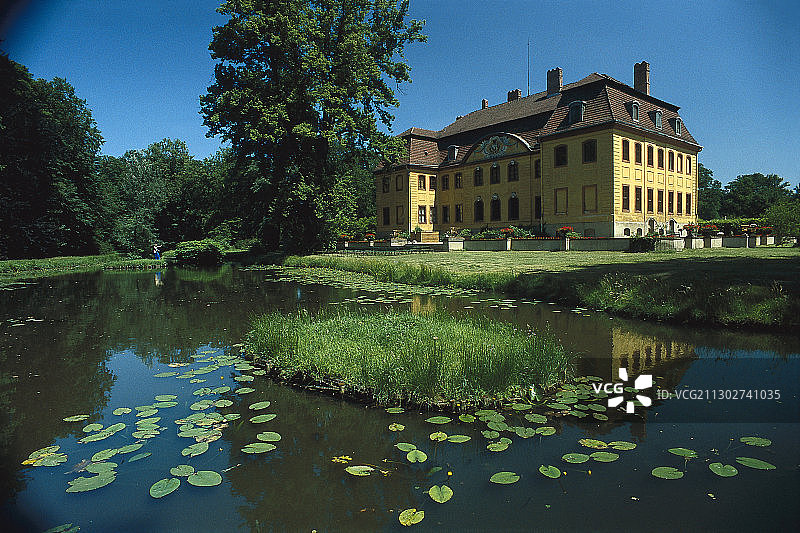 德国勃兰尼茨城堡及场地，科特布斯，勃兰登堡图片素材