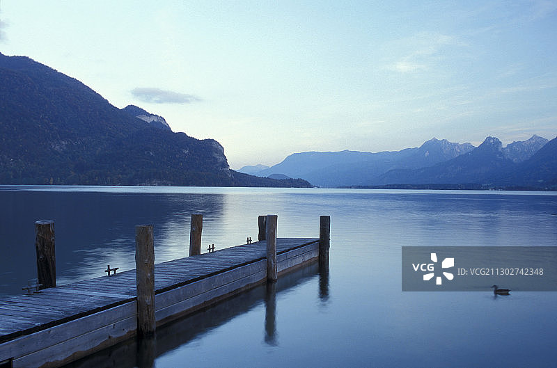 奥地利沃尔夫冈湖码头图片素材