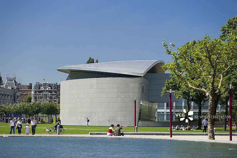 阿姆斯特丹博物馆广场的梵高博物馆建筑图片素材