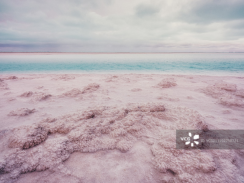 东台吉乃尔湖图片素材