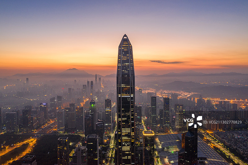 航拍深圳平安中心大厦日出图片素材
