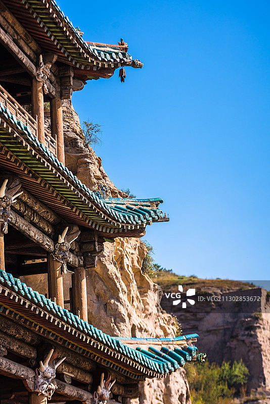 大同云岗石窟千年木楼图片素材