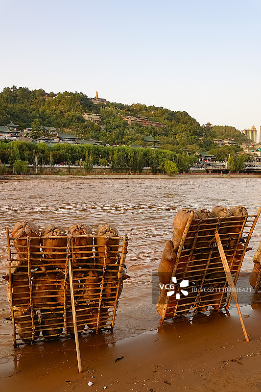 羊皮筏子图片素材