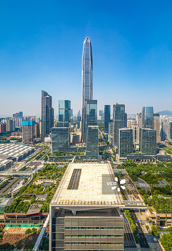 白昼深圳都市风光城市天际线摩天大楼建筑平安大厦经济商务金融区图片素材
