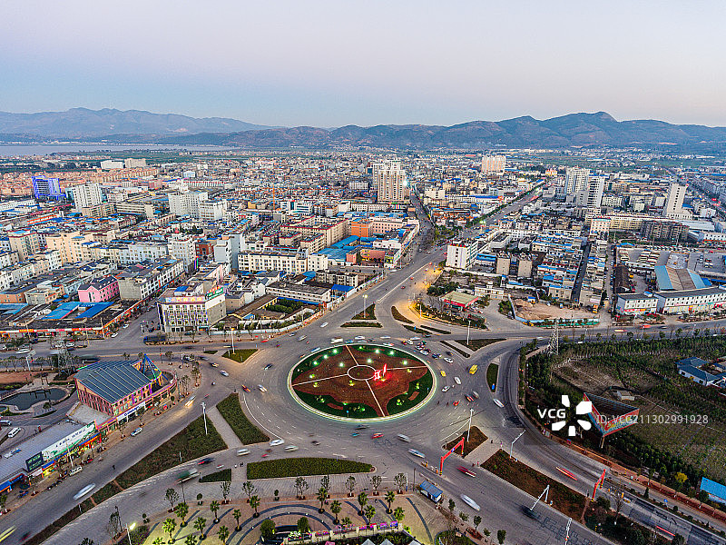 云南省玉溪市江川区城市夜景图片素材