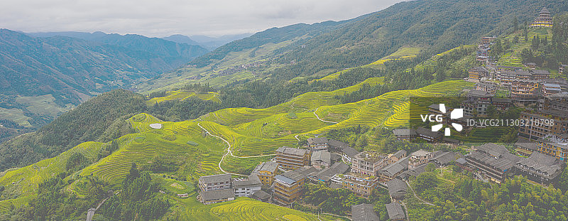 航拍桂林龙胜龙脊梯田金秋图片素材