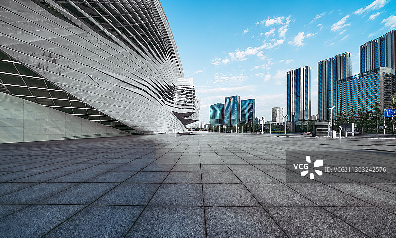 大连国际会议中心外的广场图片素材