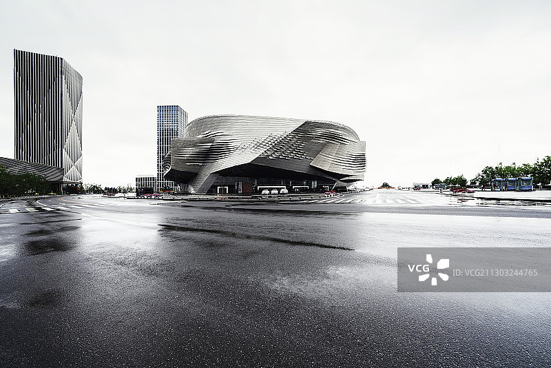 雨后的道路图片素材
