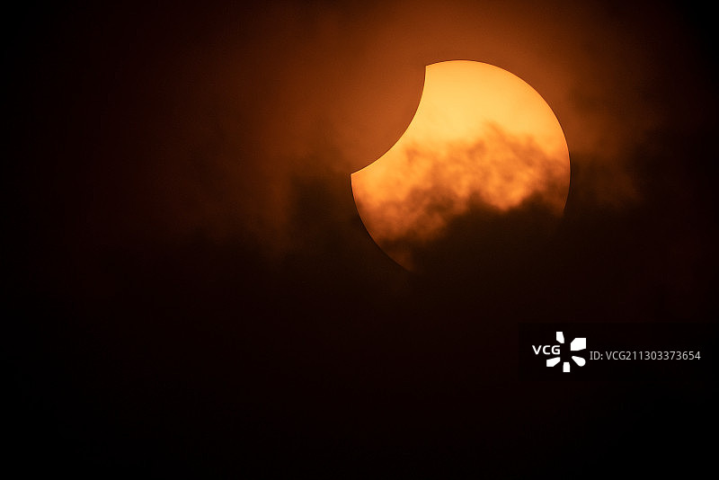 云中残日图片素材