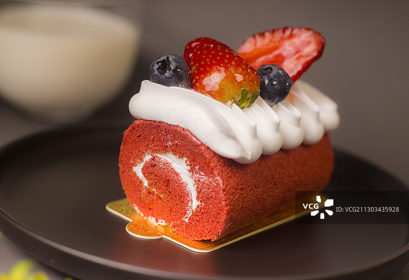 红丝绒蛋糕卷图片素材