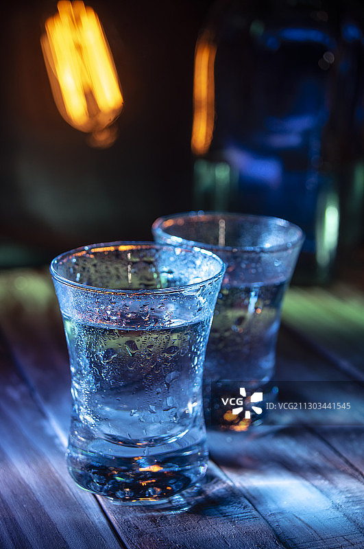 桌子上饮料的特写图片素材